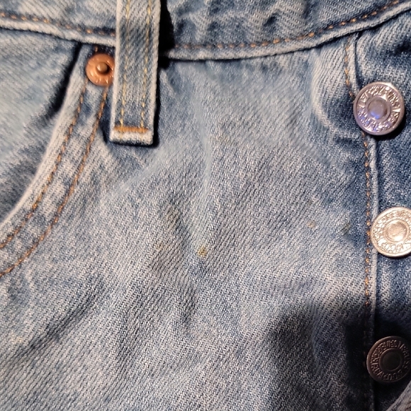 Levis Denim Blue Women's Shorts Size 30 - Picture 5 of 6